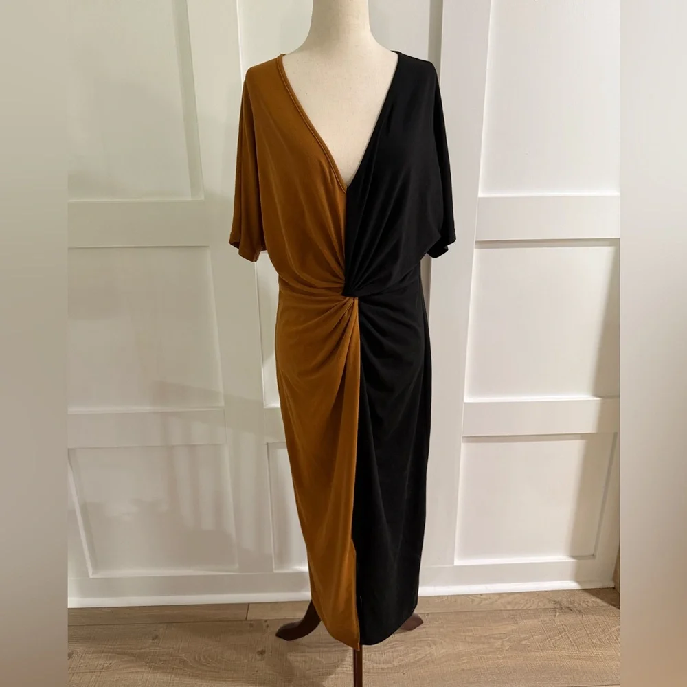 Colorblock Twist Front Midi Dress – Black & Brown | Size Large - Picture 2 of 4
